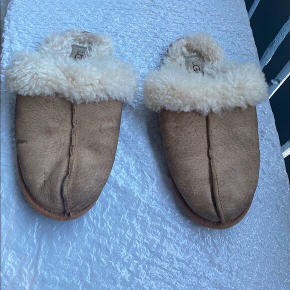 UGG® Women’s Chestnut Brown Suede Slip on Mule Slippers Sz 8 - Picture 2 of 10